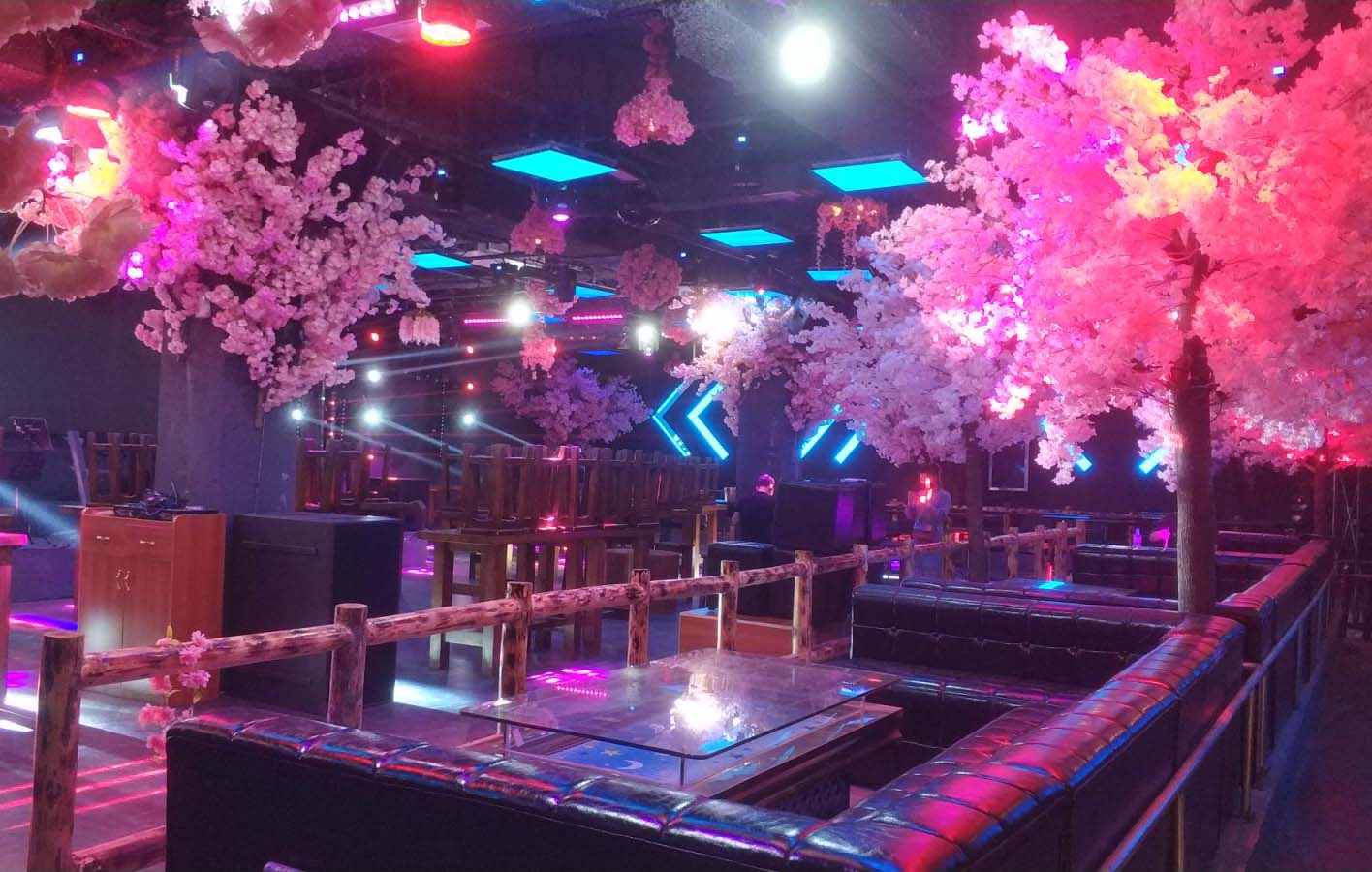 乐山青莲酒吧设计实景-商业空间设计作品|公司-特创易·GO